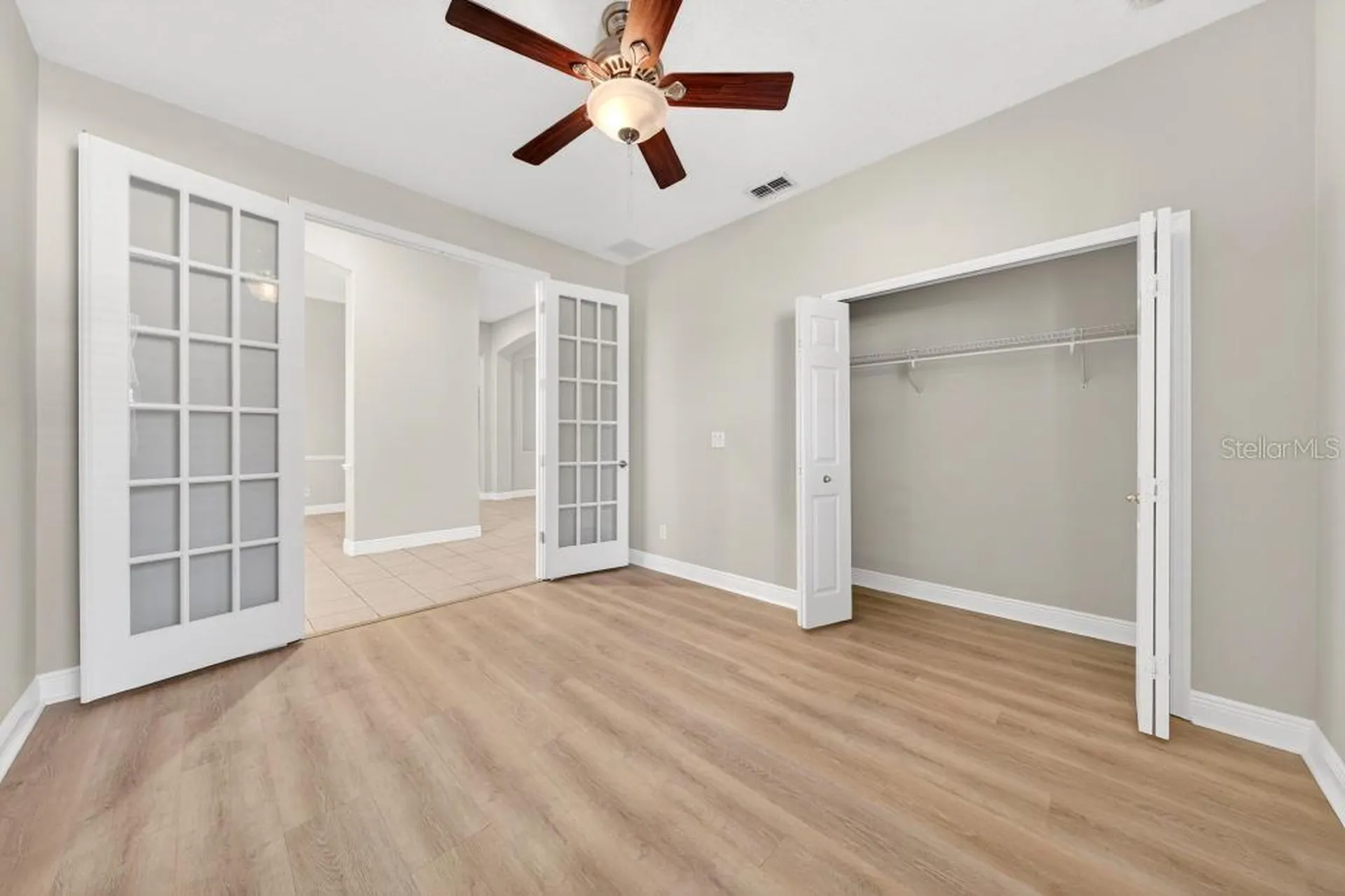 201 W Blue Water Edge Drive Eustis FL 32736