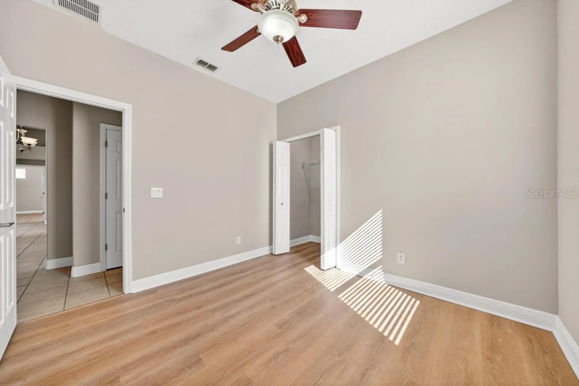 201 W Blue Water Edge Drive Eustis FL 32736
