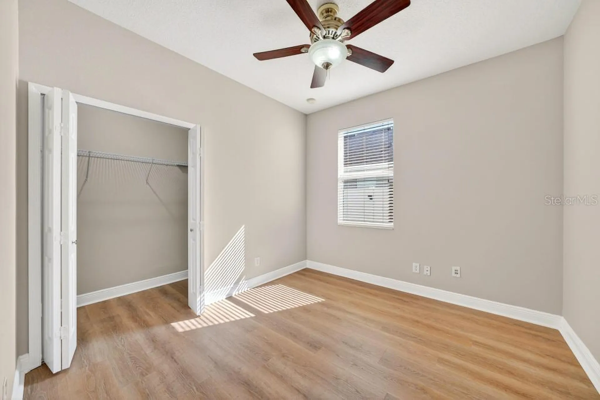 201 W Blue Water Edge Drive Eustis FL 32736