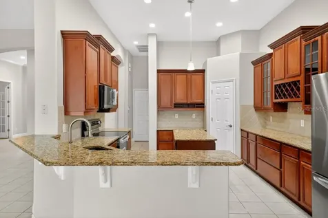 201 W Blue Water Edge Drive Eustis FL 32736