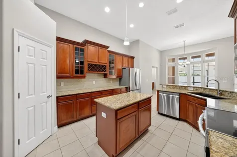 201 W Blue Water Edge Drive Eustis FL 32736