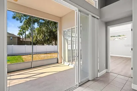 201 W Blue Water Edge Drive Eustis FL 32736