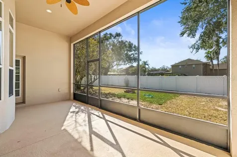 201 W Blue Water Edge Drive Eustis FL 32736