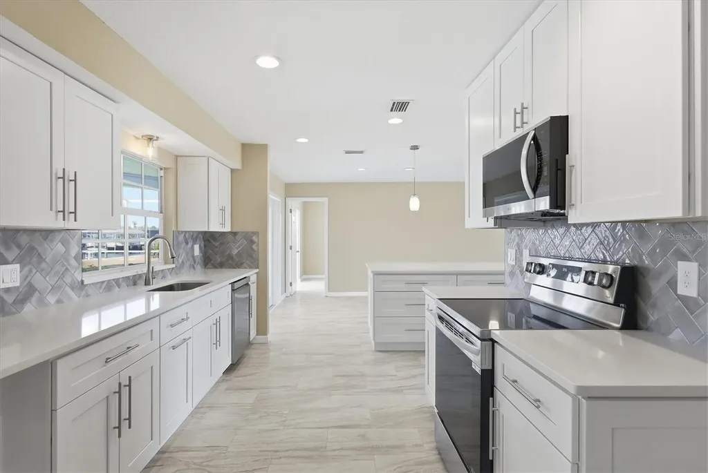 133 Colonial Street SE Port Charlotte FL 33952