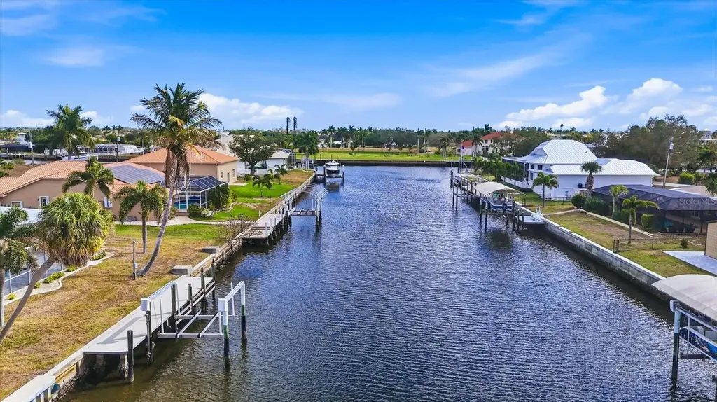 133 Colonial Street SE Port Charlotte FL 33952