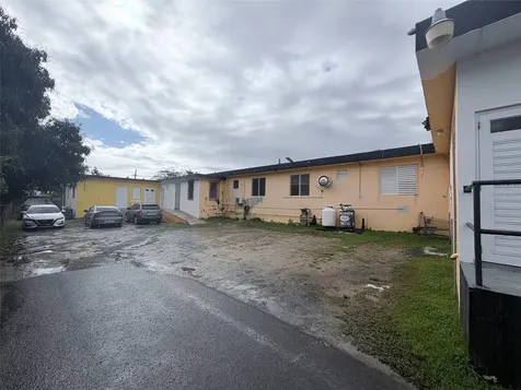 2 Gregorio Agosto Avenue Humacao PR 00791