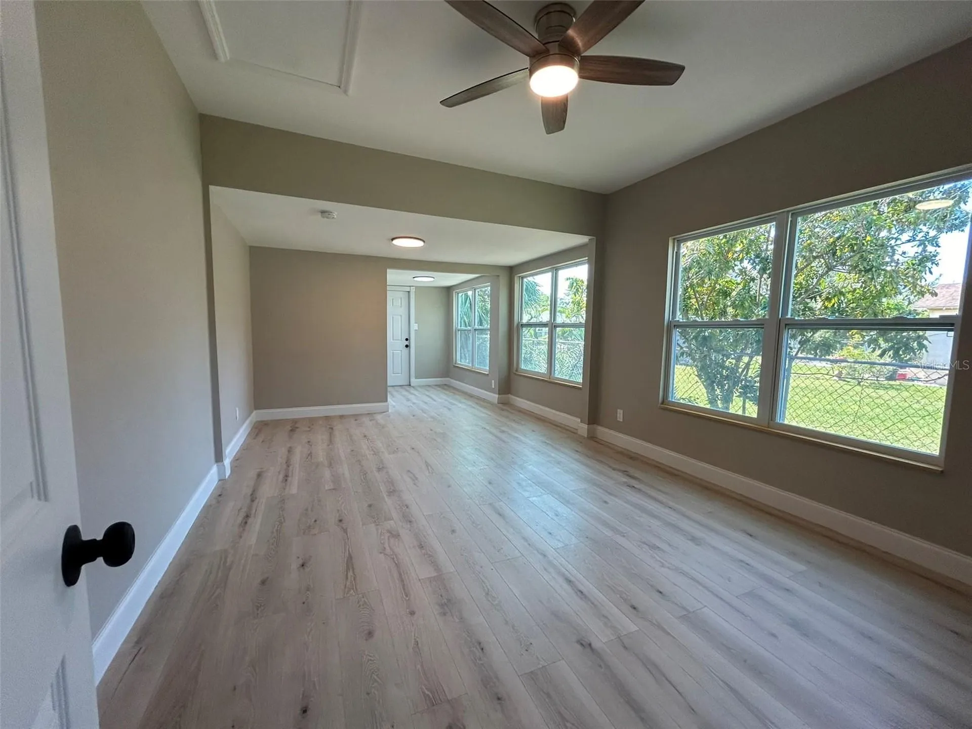 1218 13th Avenue S St Petersburg FL 33705