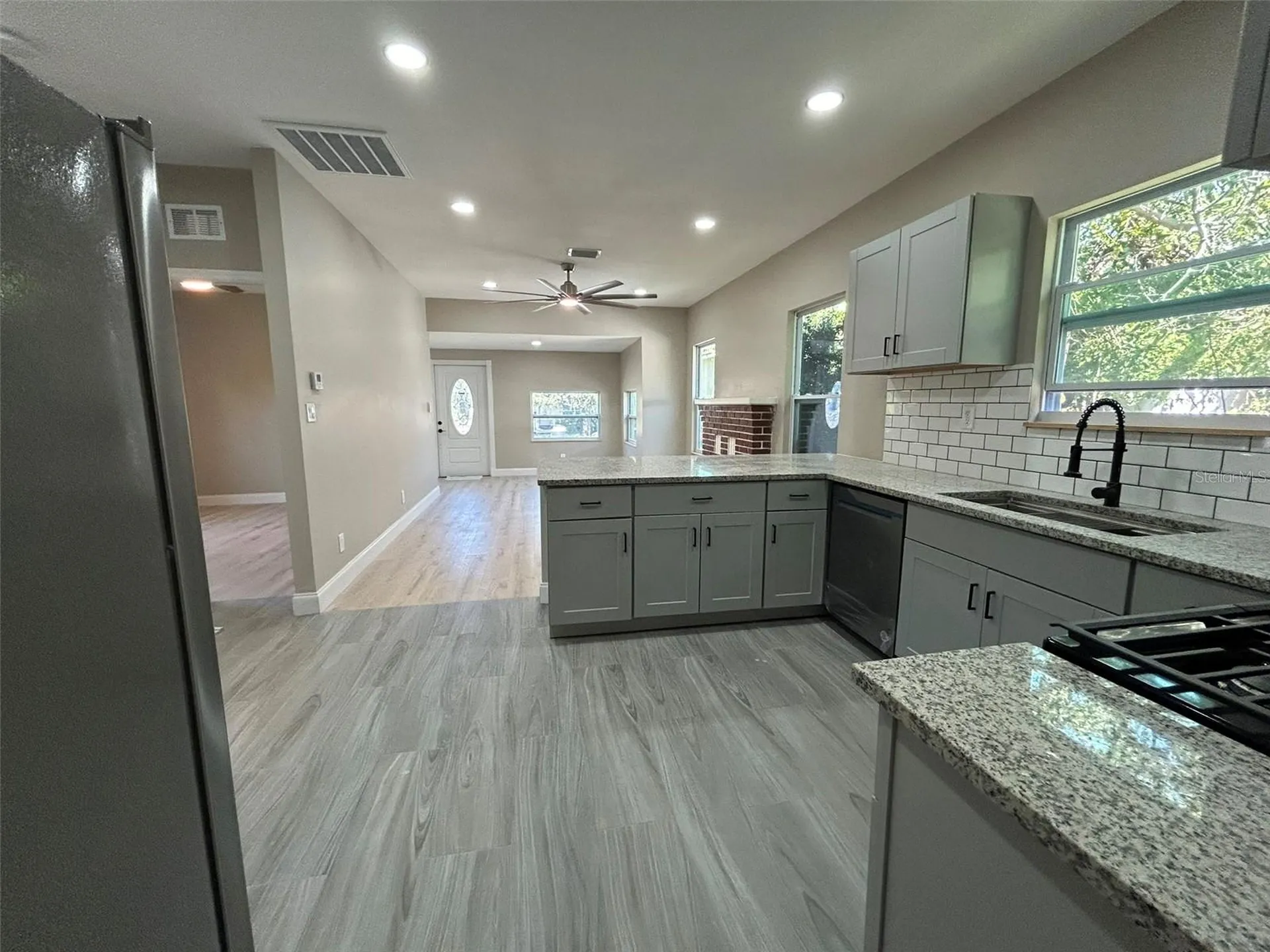 1218 13th Avenue S St Petersburg FL 33705
