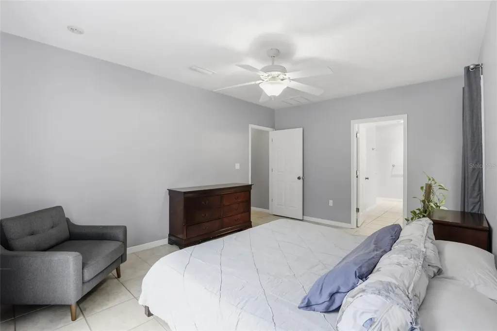 1829 NW 34th Street Gainesville FL 32605