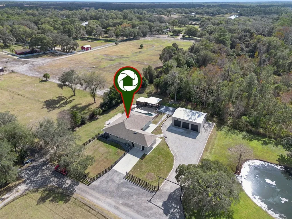 323 Mclain Lane Geneva FL 32732