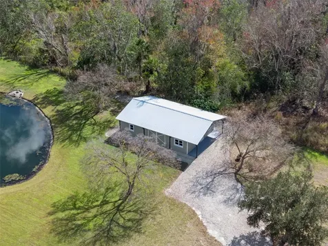 323 Mclain Lane Geneva FL 32732