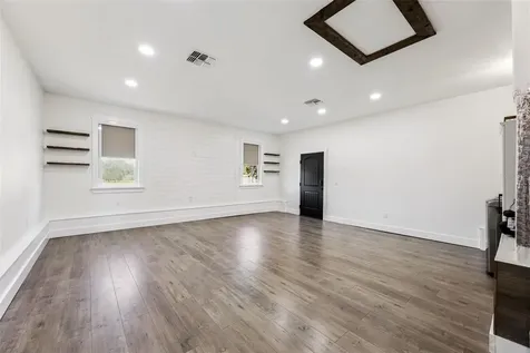 323 Mclain Lane Geneva FL 32732