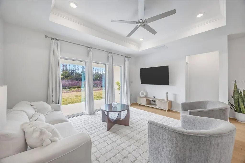 1095 Kistna Drive Zephyrhills FL 33540