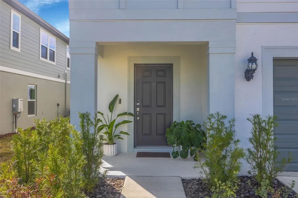 1095 Kistna Drive Zephyrhills FL 33540