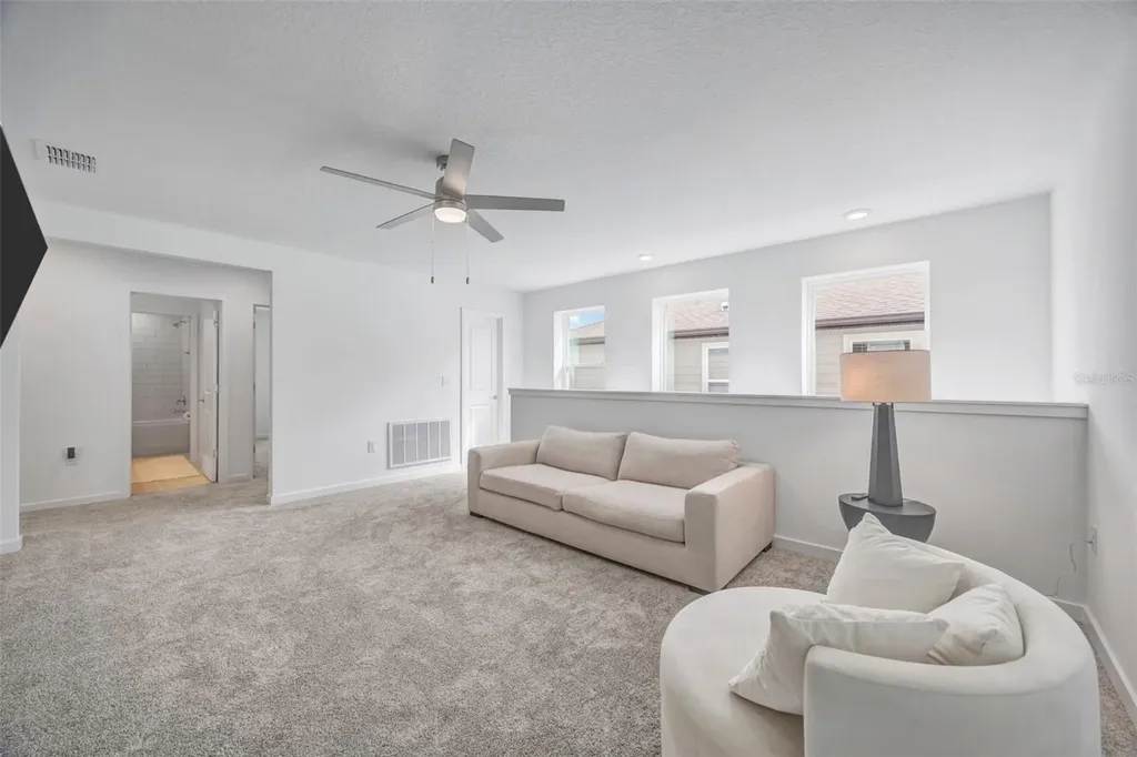 1095 Kistna Drive Zephyrhills FL 33540