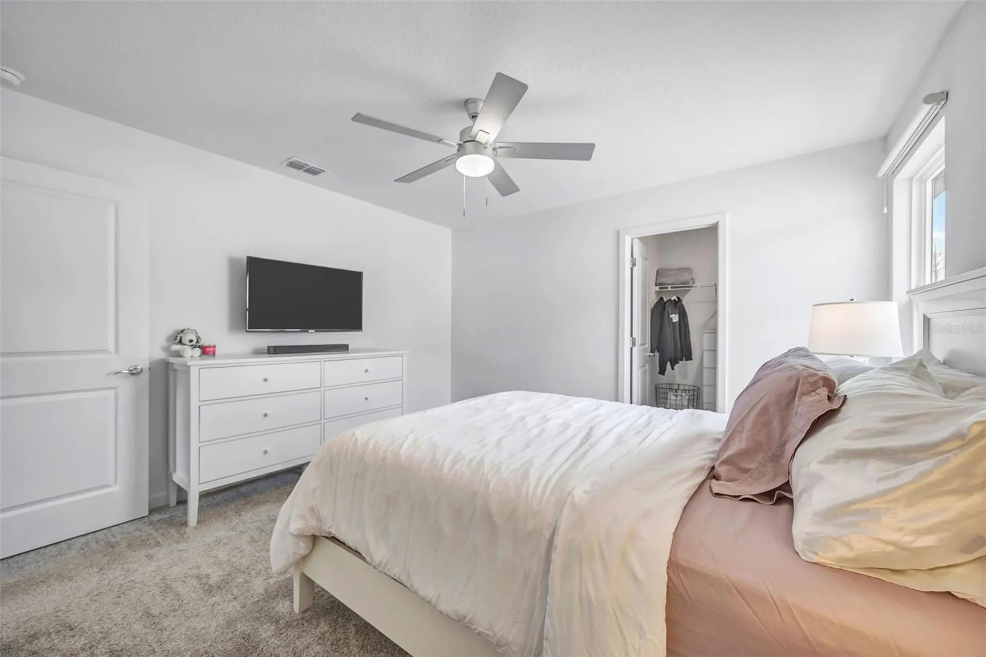 1095 Kistna Drive Zephyrhills FL 33540