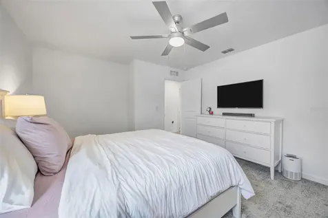 1095 Kistna Drive Zephyrhills FL 33540