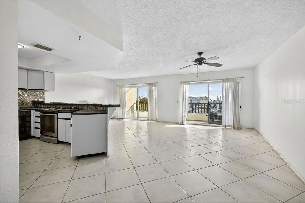 1750 Harbor Place S South Pasadena FL 33707
