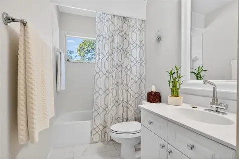 8023 Desoto Woods Drive Sarasota FL 34243