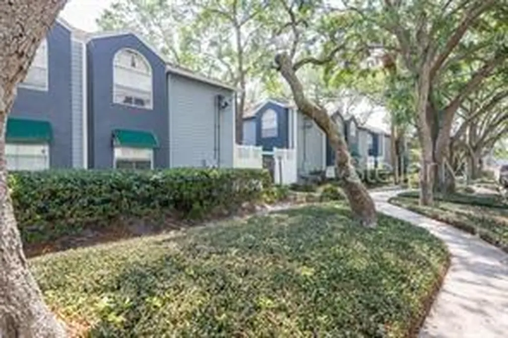 606 S Albany Avenue Tampa FL 33606