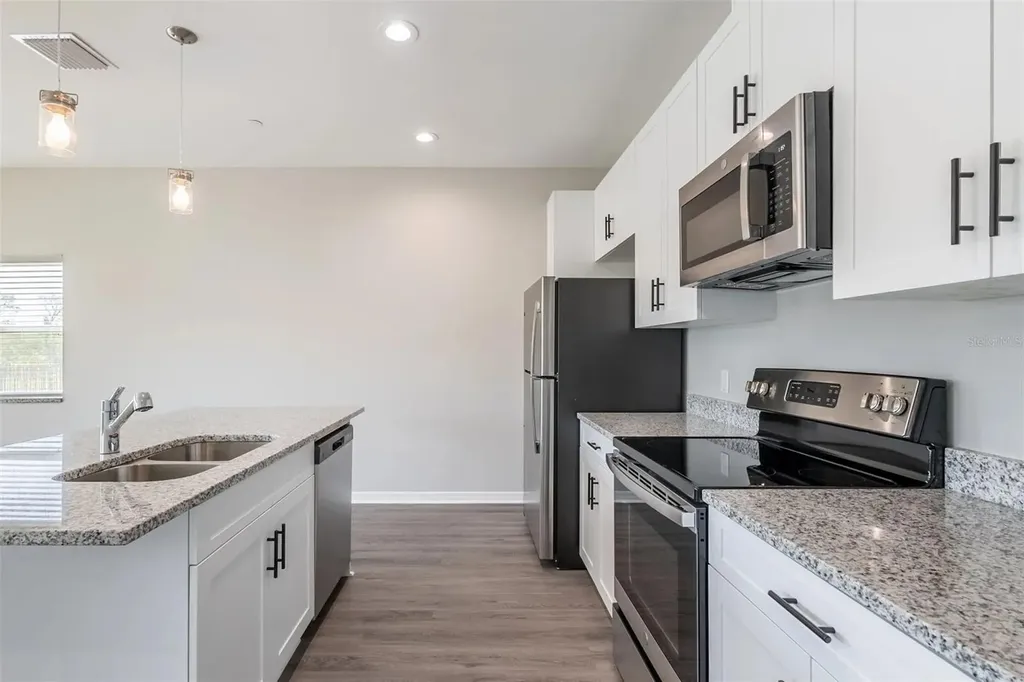 3301 Whitney Road Clearwater FL 33760