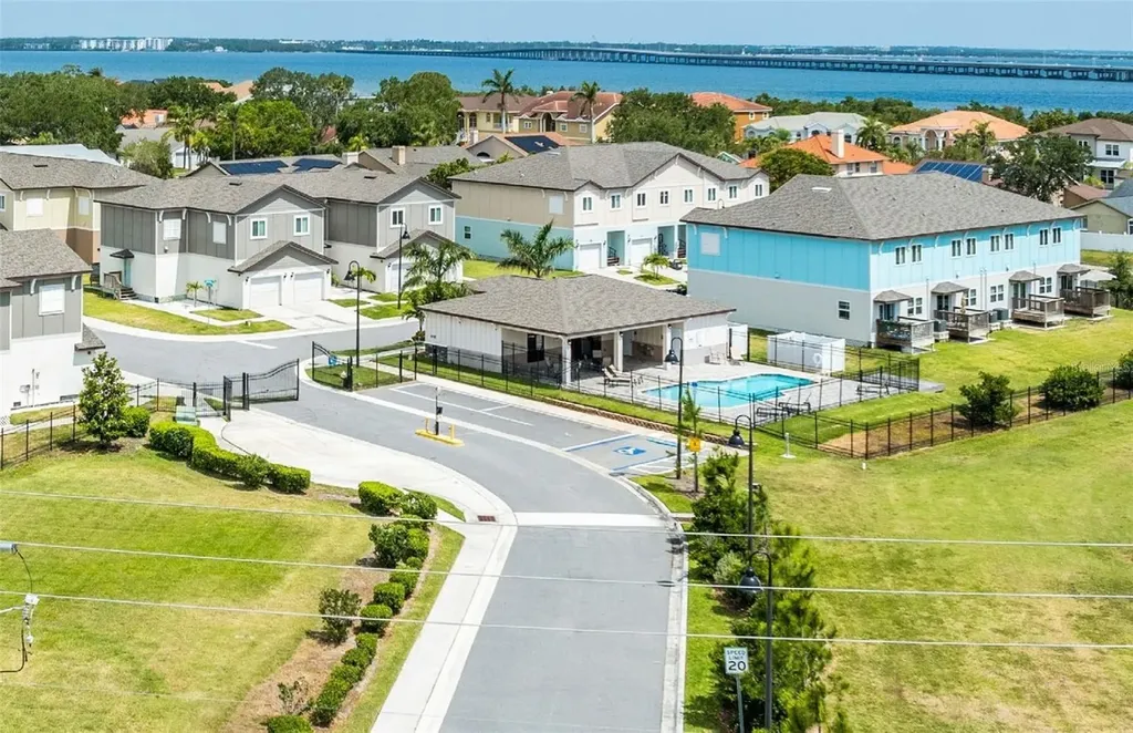 3301 Whitney Road Clearwater FL 33760