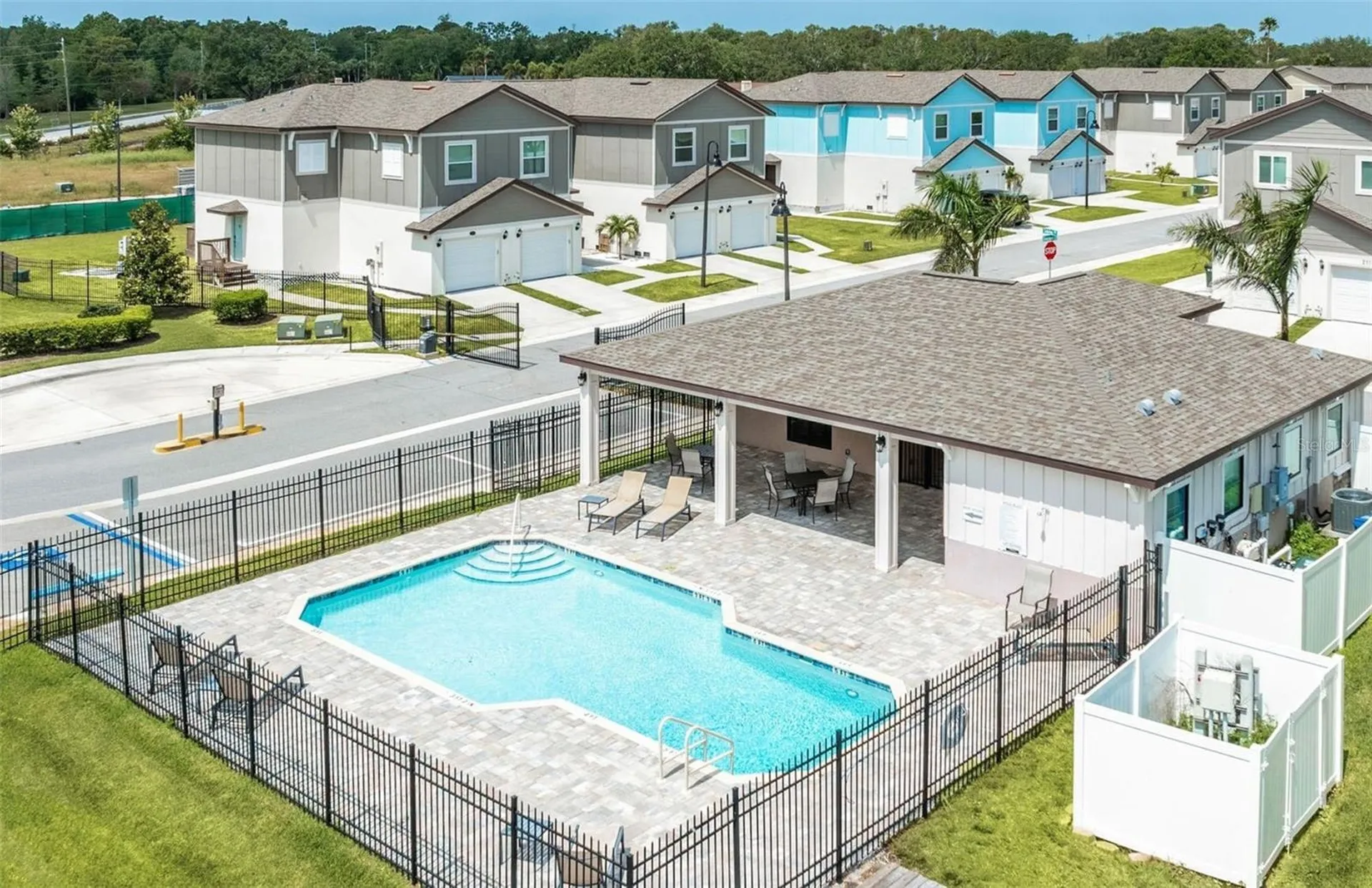 3301 Whitney Road Clearwater FL 33760