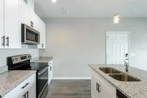 3301 Whitney Road Clearwater FL 33760