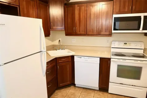 2704 NW 1st Avenue Gainesville FL 32607