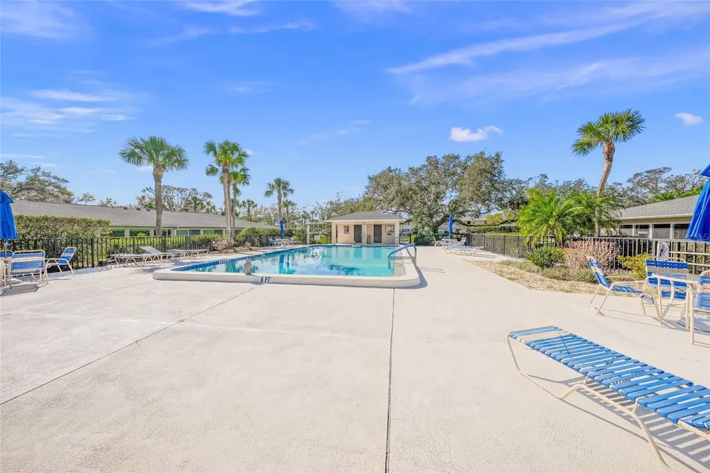 7193 W Country Club Drive N Sarasota FL 34243