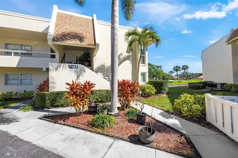 7193 W Country Club Drive N Sarasota FL 34243