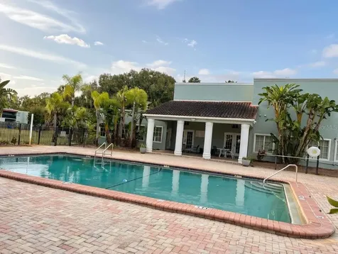 2814 Somerset Park Drive Tampa FL 33613