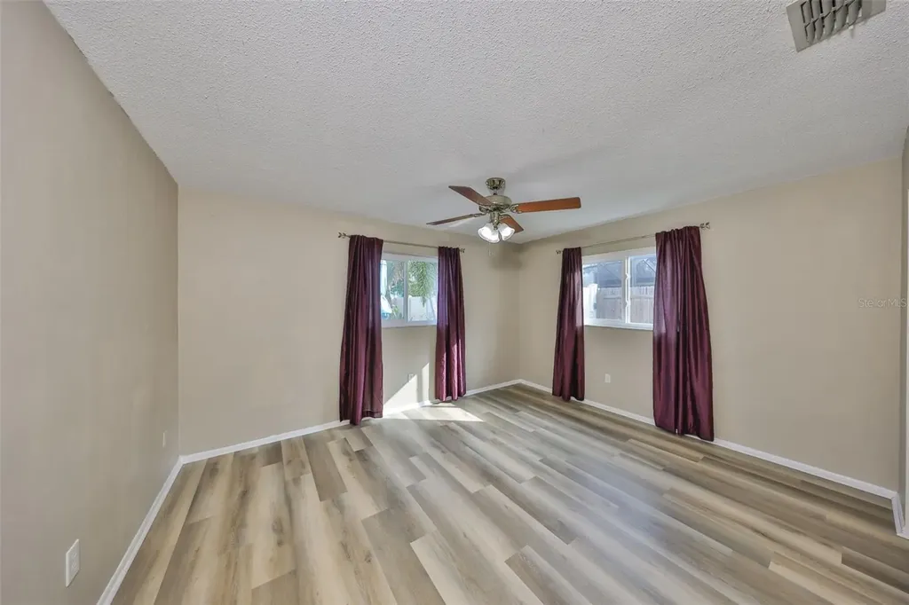 12341 79th Place Seminole FL 33772