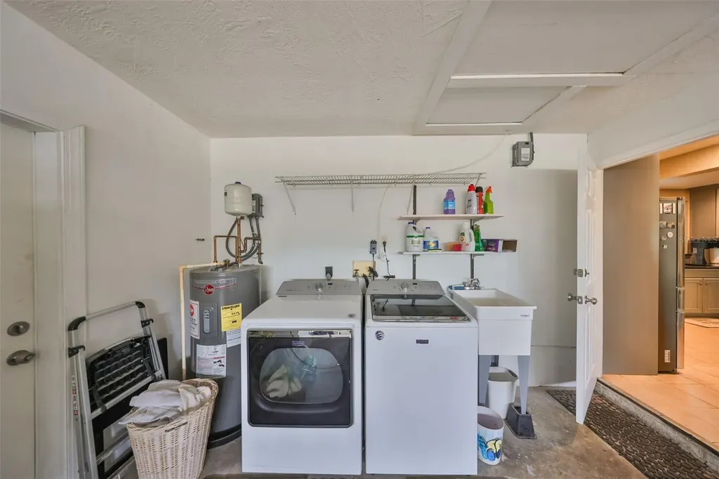 12341 79th Place Seminole FL 33772