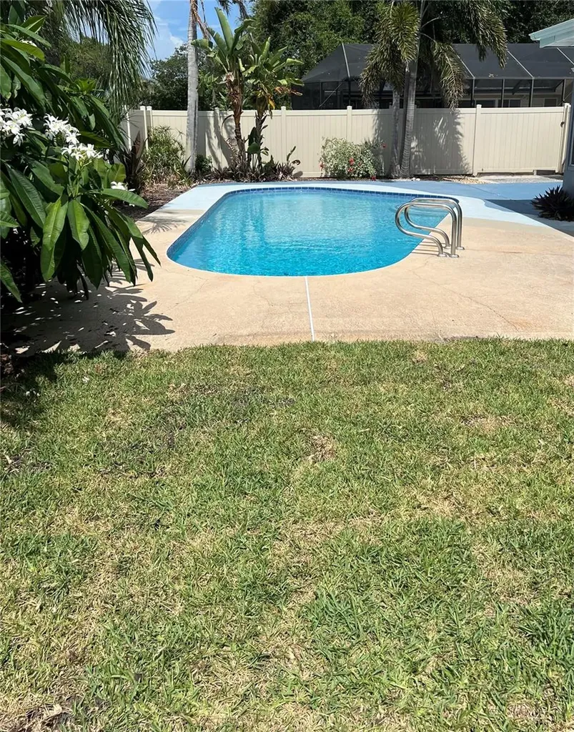 12341 79th Place Seminole FL 33772