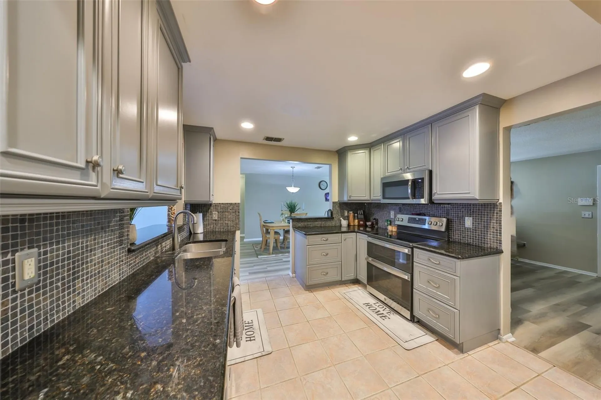 12341 79th Place Seminole FL 33772