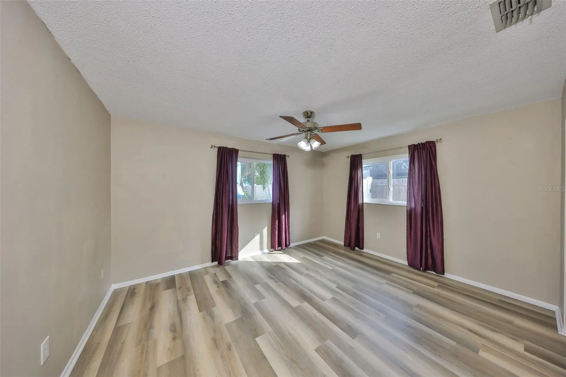 12341 79th Place Seminole FL 33772