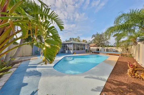 12341 79th Place Seminole FL 33772