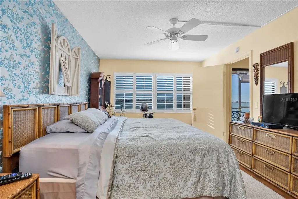 6265 Sun Boulevard St Petersburg FL 33715