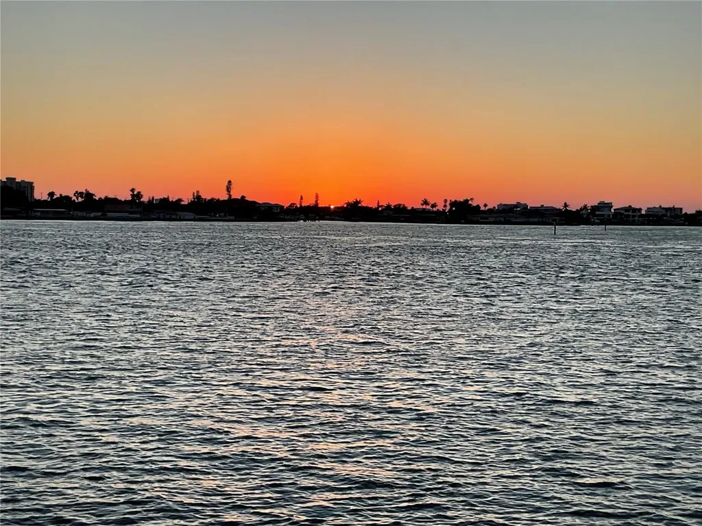 6265 Sun Boulevard St Petersburg FL 33715