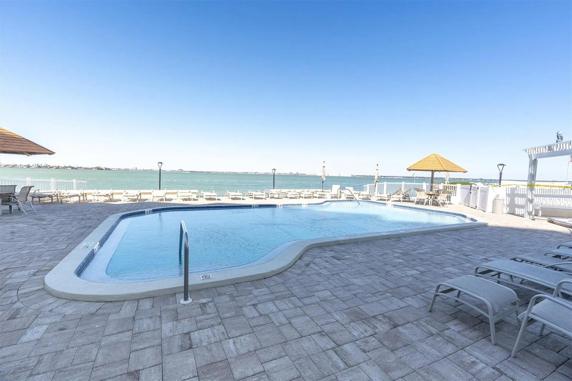 6265 Sun Boulevard St Petersburg FL 33715