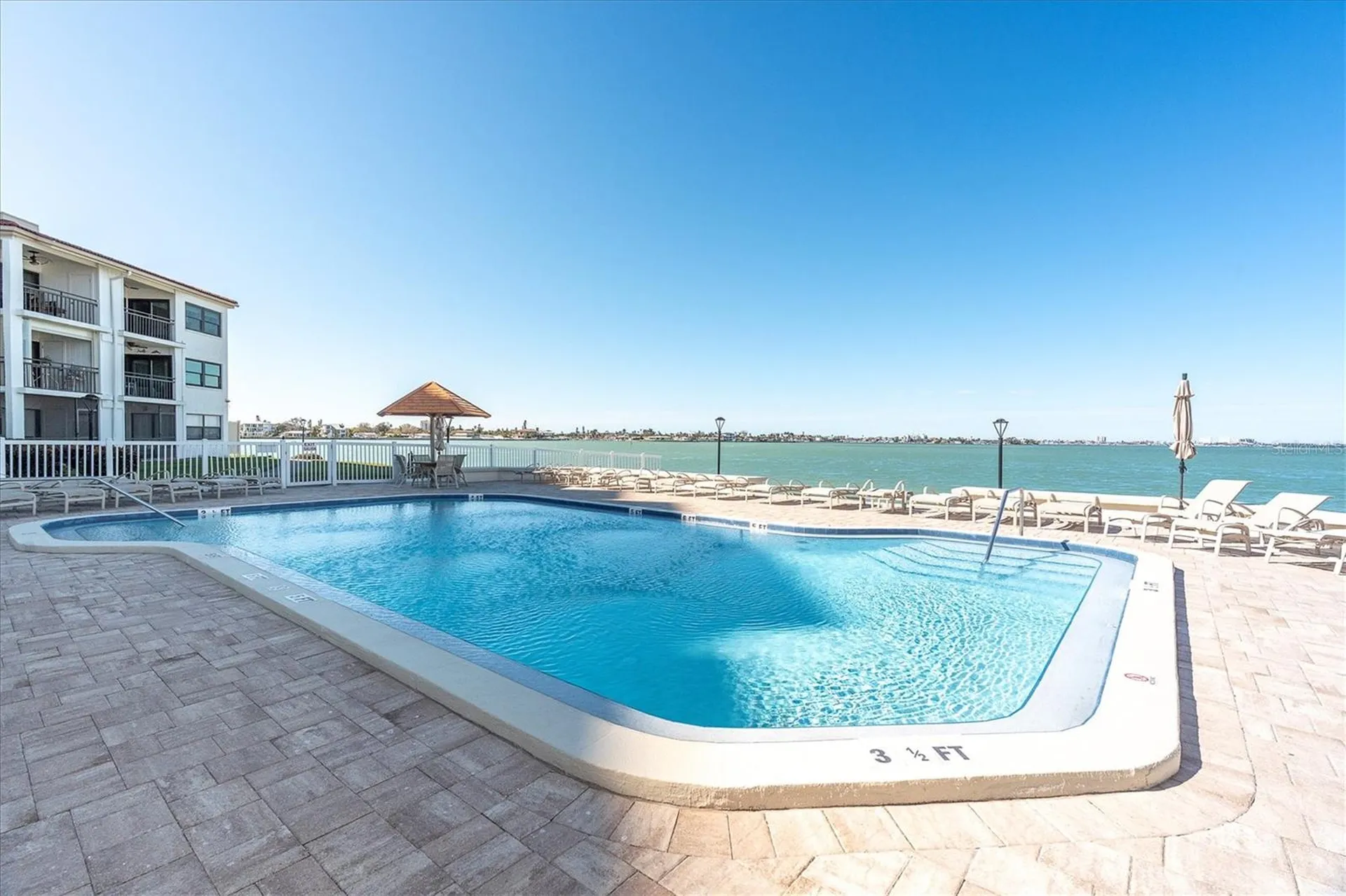 6265 Sun Boulevard St Petersburg FL 33715