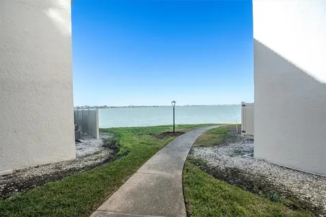6265 Sun Boulevard St Petersburg FL 33715