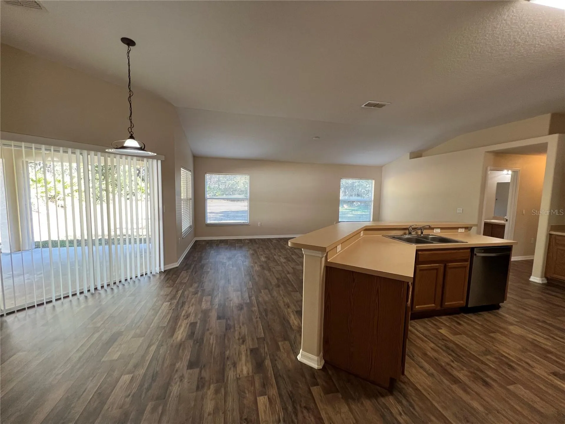 103 Woodside Drive Palm Coast FL 32164