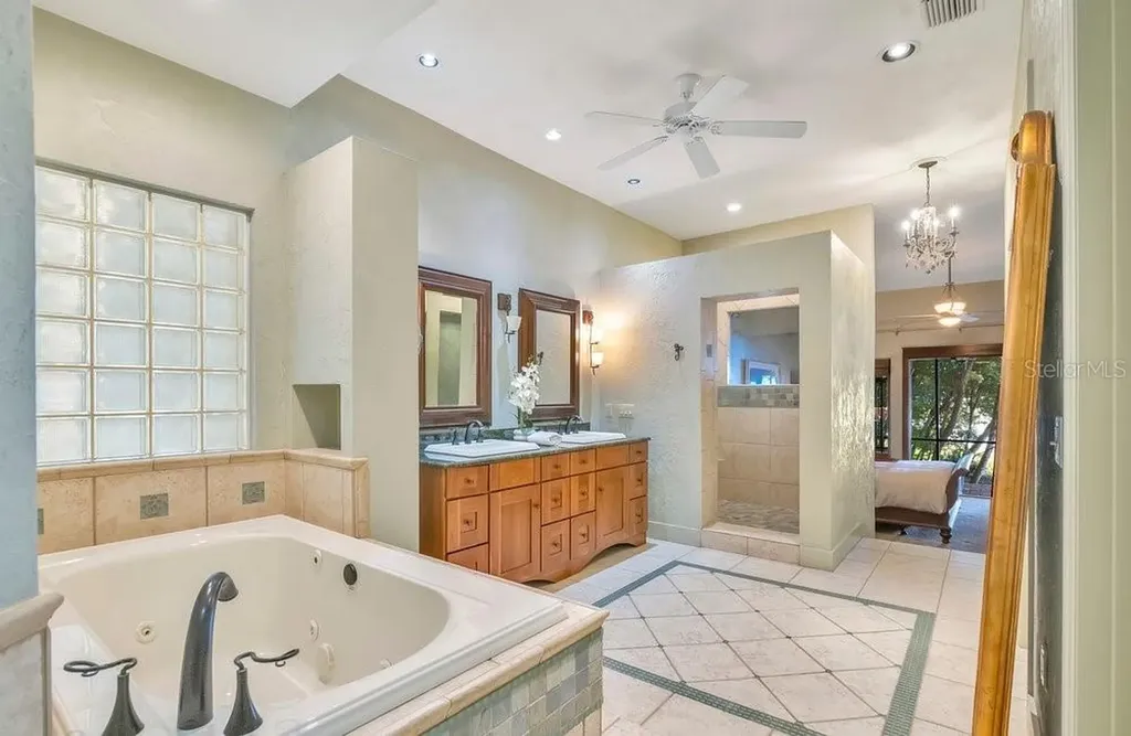 10577 Down Lakeview Circle Windermere FL 34786