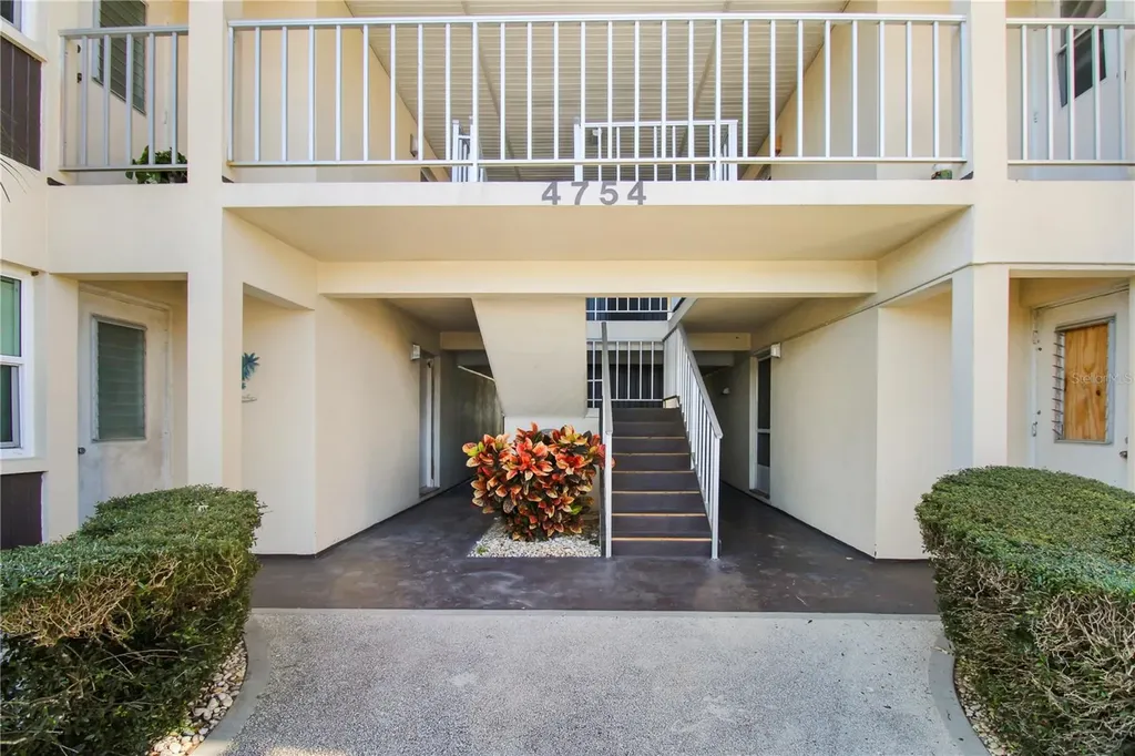 4754 Marine Parkway New Port Richey FL 34652