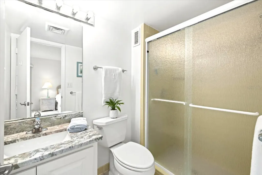 1300 N Portofino Drive Sarasota FL 34242