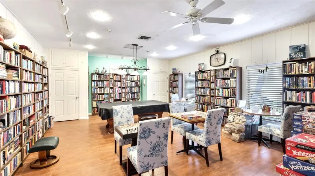 1300 N Portofino Drive Sarasota FL 34242