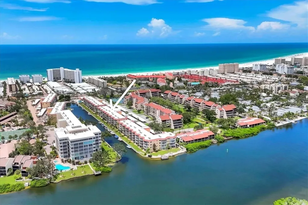 1300 N Portofino Drive Sarasota FL 34242