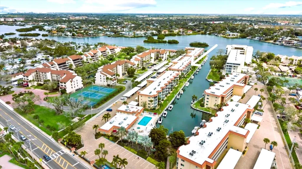 1300 N Portofino Drive Sarasota FL 34242